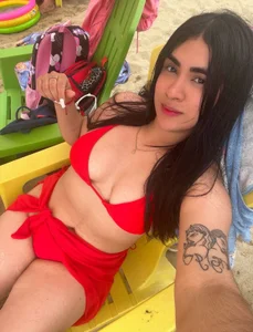 Giselslut_ Public Immagine  6