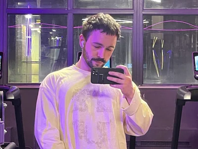 Public de enenenu  Imagens