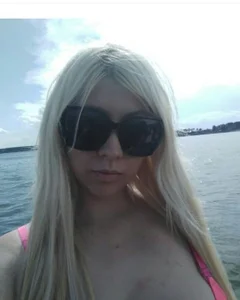 Public od KyliePag  snímek