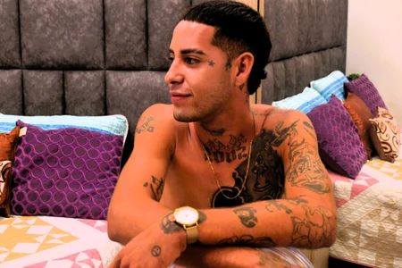 Alan_Zlatna φ(*￣0￣) টি ছবি