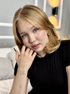 RousLines XXX nøgenfoto 5