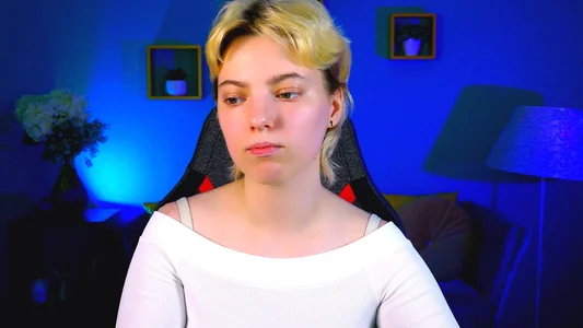 RocKStone_ underwater vaping?) Pic 2