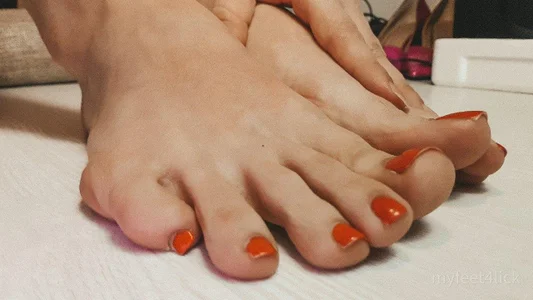 thebadassswitchfeet图片 4