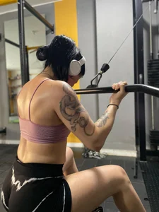 sexy_valentina1 strong girl Poză