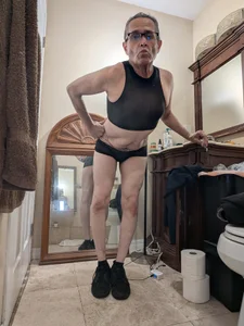 bobby69cock's photo