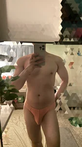 Zdjęcia quanphamvers18cm Nude:  2