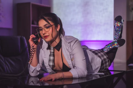 Your Secretary de sweetty_paulina Foto