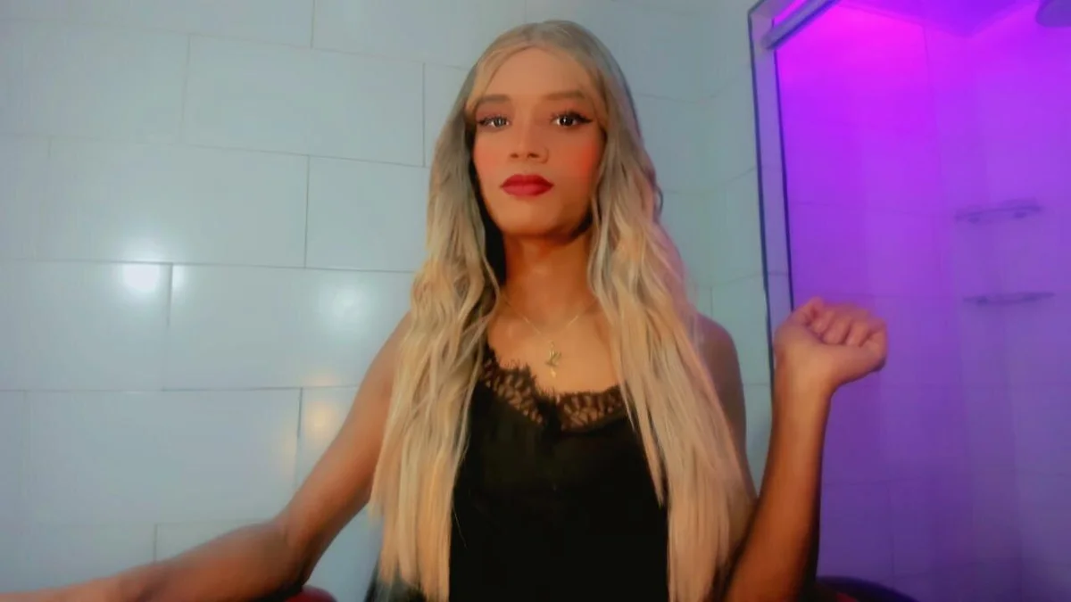 Samantha_Ortega_ Právě oblíbené foto 5023