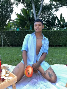 Zdjęcia AndrewKenoxx_ Our Valentine’s Date 🍷🍷:  2