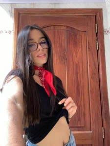 Un gusto que me veas💗 de saraarchbould  3 photos