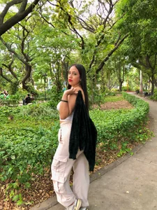 MarcelaCortes 🌳Nature and me, a perfect combination 💕 Pic 4