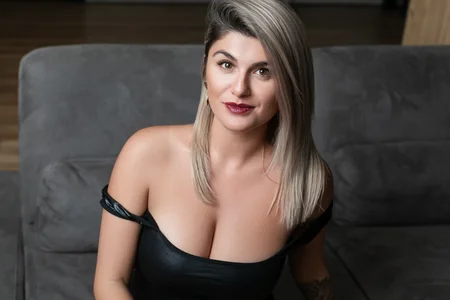 JasminArcher Public Pic 6