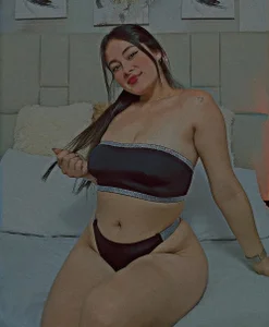 Jaslyn__Smith 💋👅👀  2টি ছবি