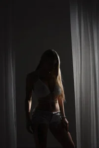 JennyShade Public Foto 2