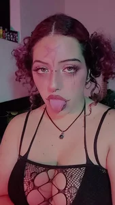 𝕯𝖊𝖒𝖔𝖓𝖎𝖈 𝖇𝖚𝖙 𝖈𝖚𝖙𝖊 de Eli666uwu  Imagens