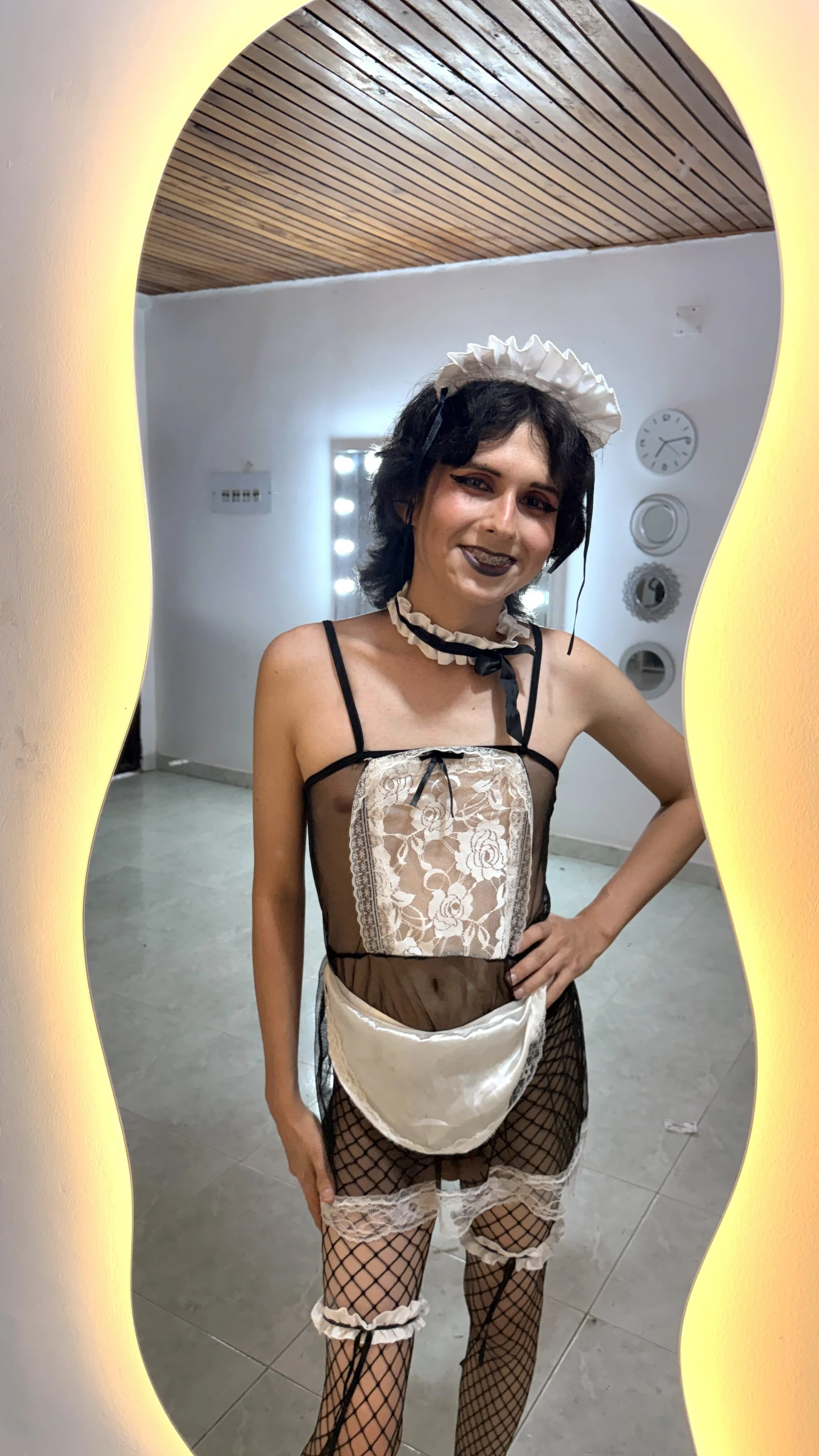 Cyka_Semenobicht Public - {count, plural, one {תמונה אחת} two {שתי תמונות} many {# תמונות} other {# תמונות}}