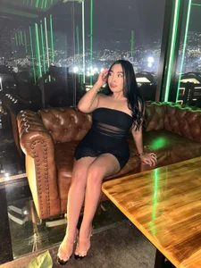 marywhitee__ smiling always frees me Pic 7