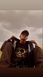 hansel_yesid28: a little of me ( фото)