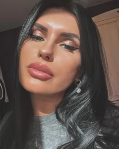 Public de monica__elder  8 Imagens