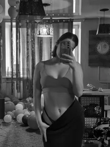 home girl😋 de LaylaSunshinee  4 Imagens
