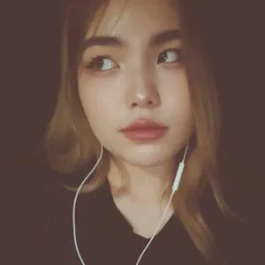 Public de MollyAsian  2 photos