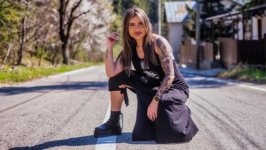 NightshadeIris Mountain💃🔥 Pic