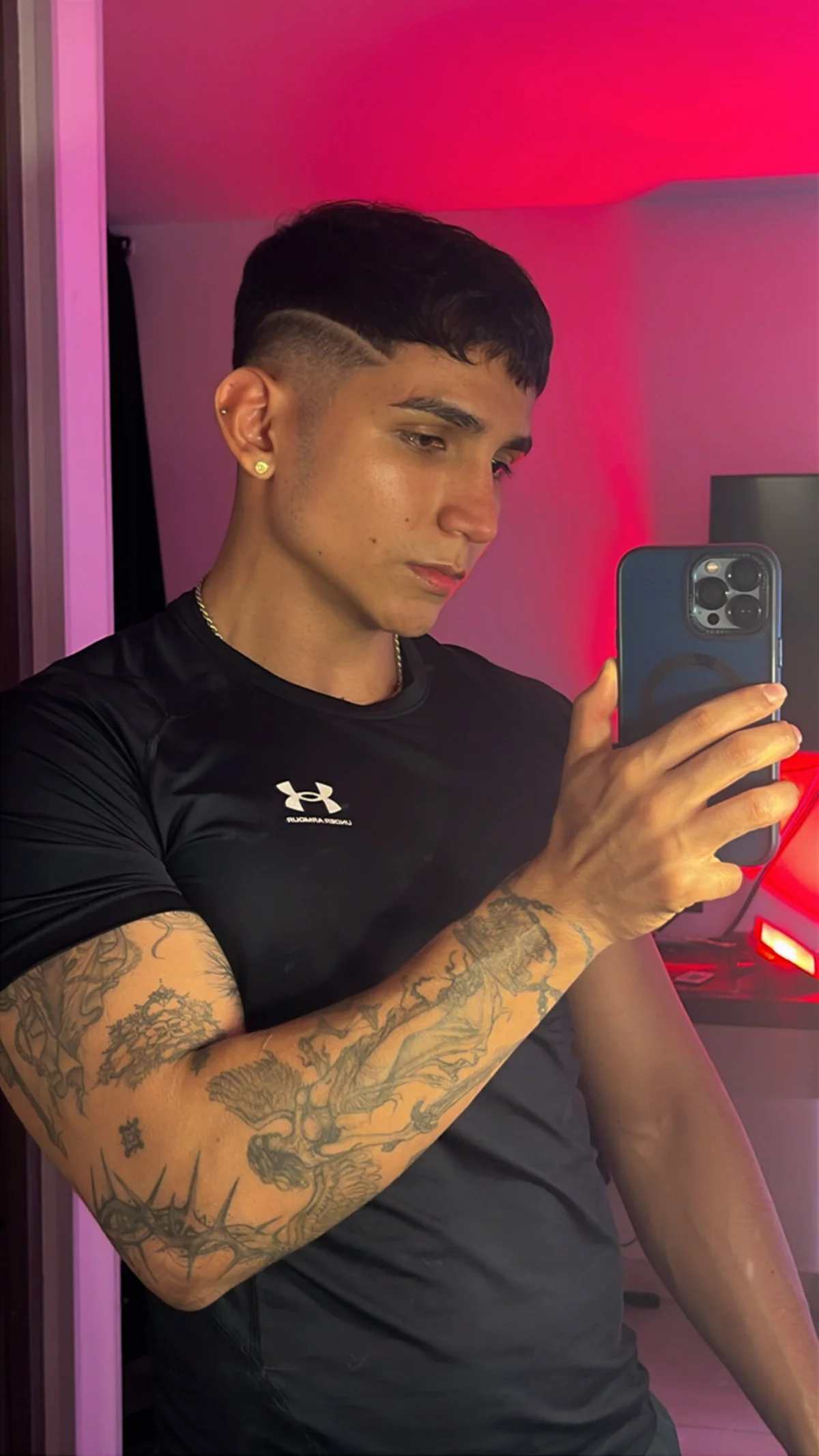 muscle_boyhorny Trendaava kuva 2632