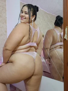 MelannieSimons body Pic 6