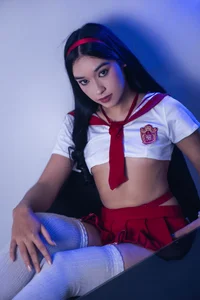 SchoolGirl 💞🍒