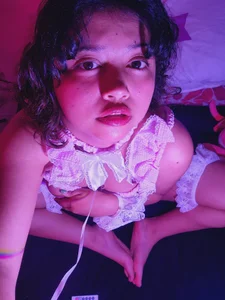 Peach_Girll Your petite colombian Kitty with pink lingerie Pic