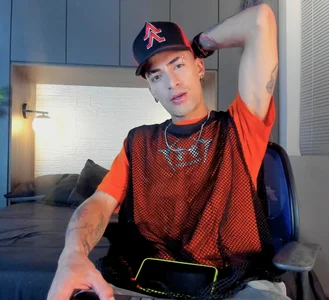 DrakeNeumann Public зображення 5