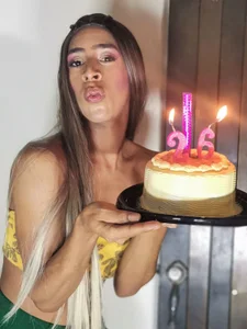 bigcockcandy111 My birthday Pic