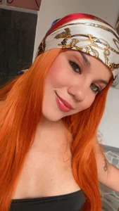 MelaniieRoux orangeeeeee 🍊 Pic 3