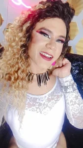 curly hair de saskya_deluxxe_oficial_ Foto 2