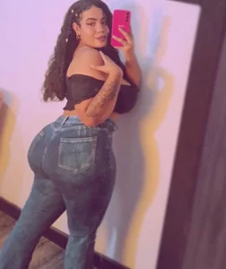 Emmacamille About me slika 2