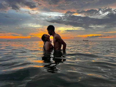 funnysex_3 In the beach Pic