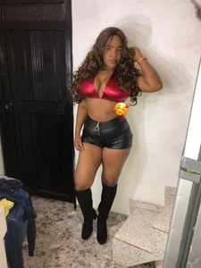 🔥😈 de isabella_rossee_  3 photos