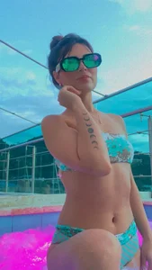 SusanAdams1 kullanıcısının public🦊✨ albümü -  4 fotoğraf