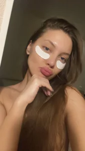 Melanie-Honey Public Pic 2