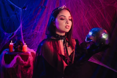 hannah_miltonn Night Breath  7টি ছবি