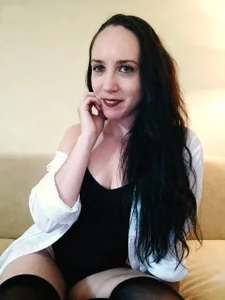 EmilyHotAngel Public Pic 5