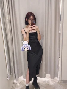 LouiseDew Public  5. fénykép