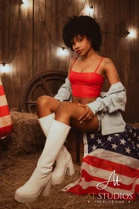 AriaFoster July 4🗽 Gambar 5