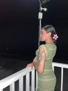 cuntyslut_lexie Beach vibes🍑 Pic 3