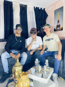 Public de DesiresOfOlympus_  7 photos