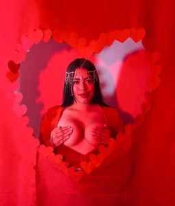 ElaaPerez 💖👑Your Valentine's Queen🔥💖 Pic 3