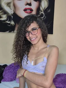 Lovee_submissiveee Public Pic 4