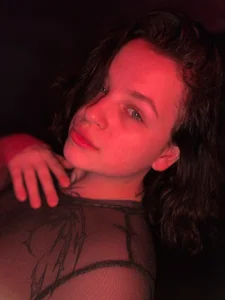 ChelseaEmbertona auuuch Pic 4