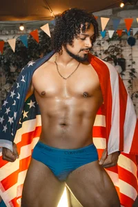 MikeEstevess INDEPENDENCE DAY!!! Pic 4