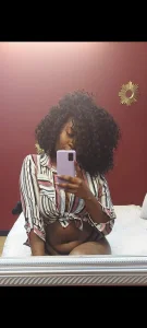 zoe_23_ Public Pic 5